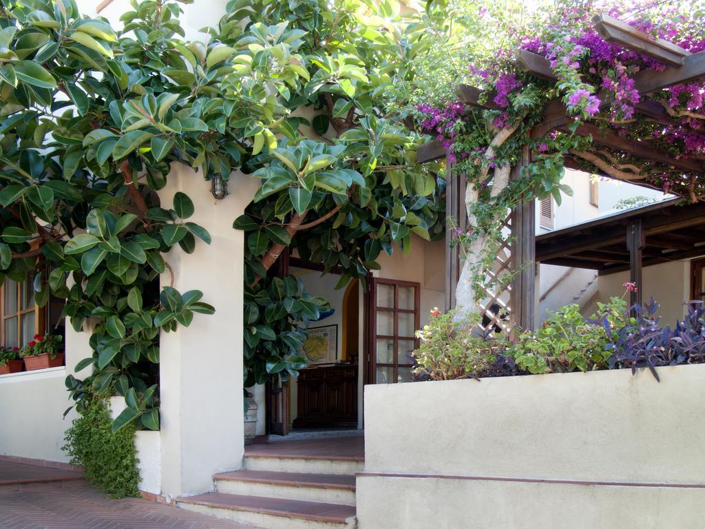 Hotel Corallo Pomonte Exterior photo