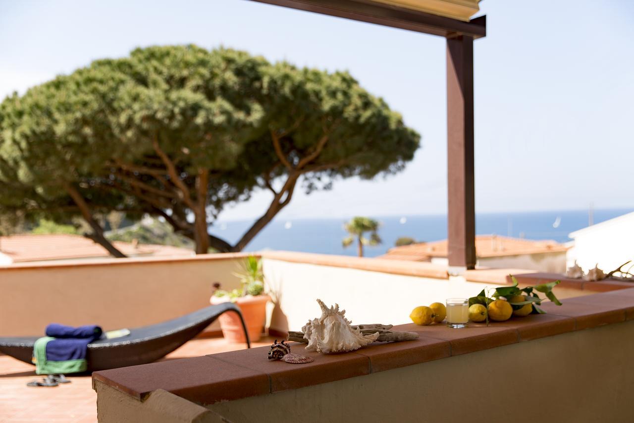 Hotel Corallo Pomonte Exterior photo